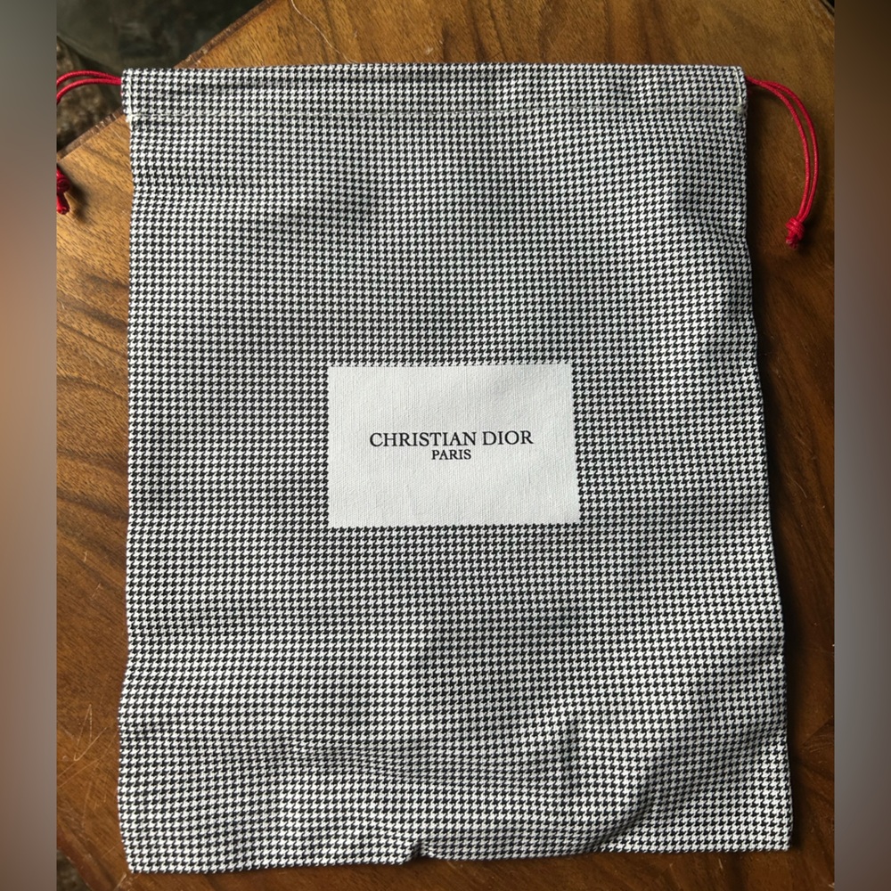 ✨ DIOR La Collection Privée Houndstooth Bag